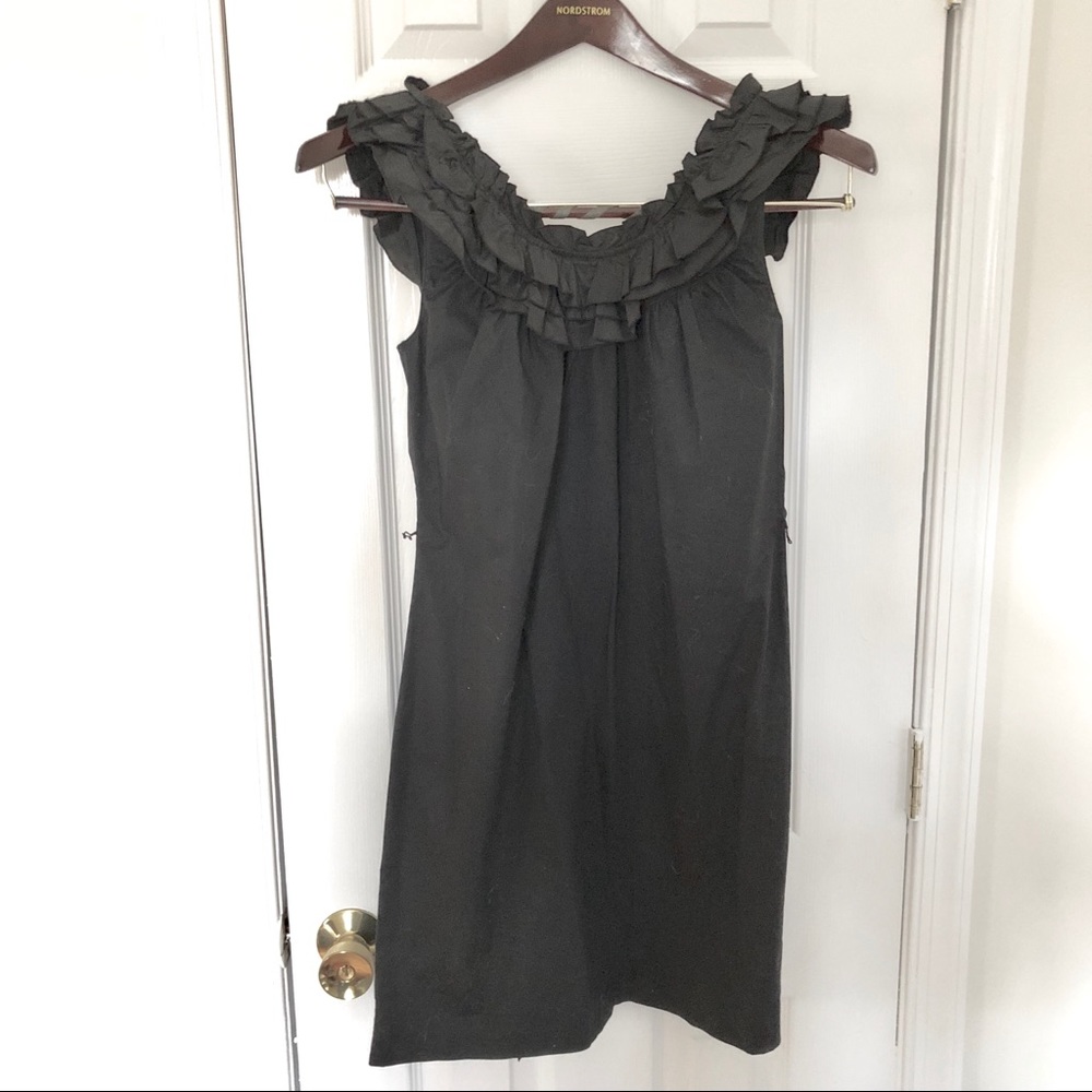 Black Sleeveless Cocktail Dress